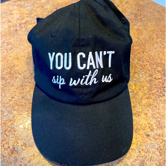 Express Hat | OS - Picture 1 of 2